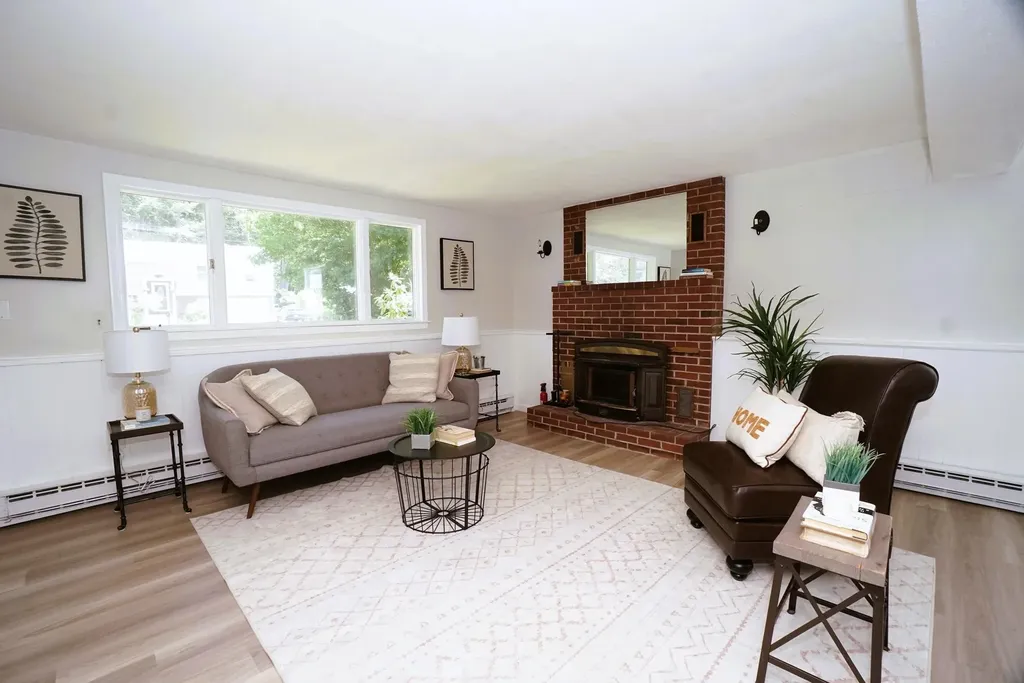 20 Ayer Circle Seabrook NH 03874