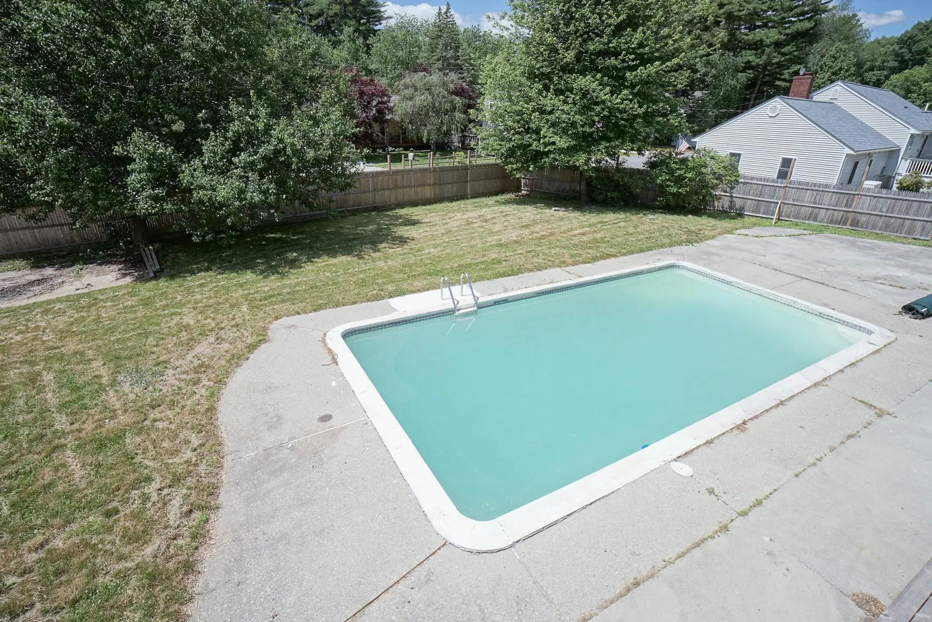20 Ayer Circle Seabrook NH 03874