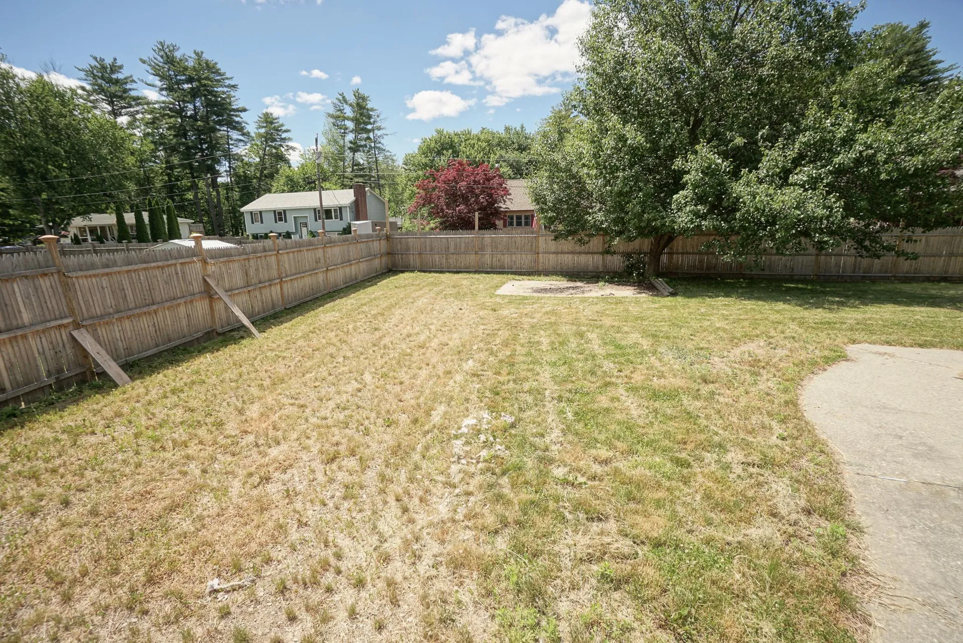 20 Ayer Circle Seabrook NH 03874