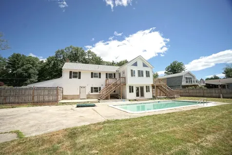 20 Ayer Circle Seabrook NH 03874