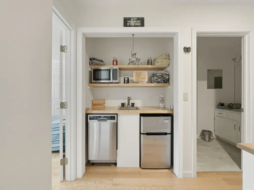 5 Wolff Drive Essex VT 05452