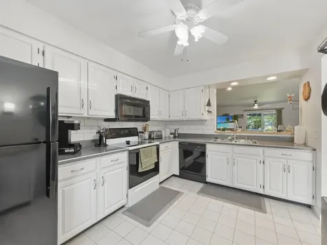 5 Wolff Drive Essex VT 05452