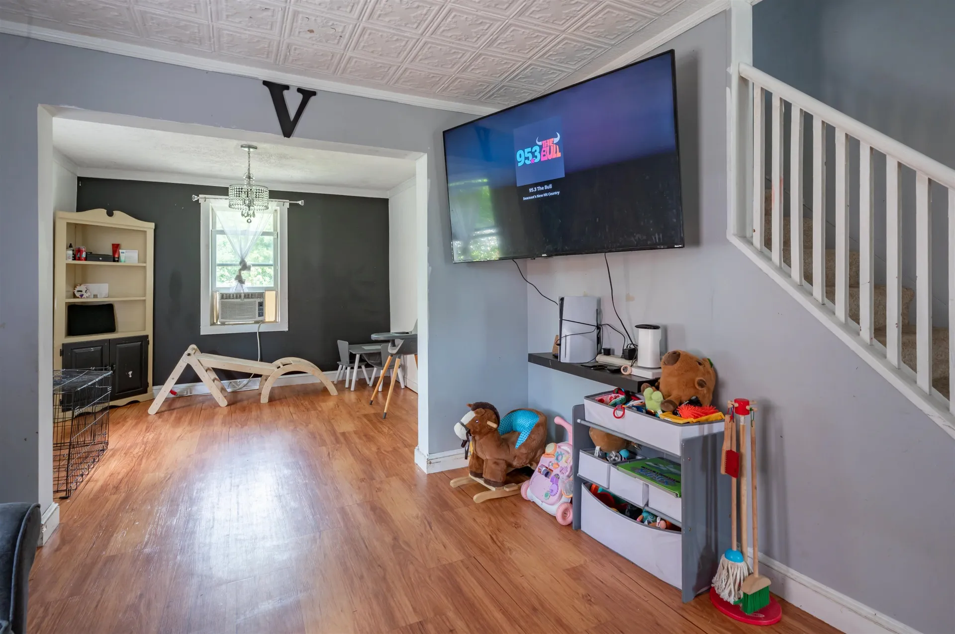17 Grand Avenue Nashua NH 03060
