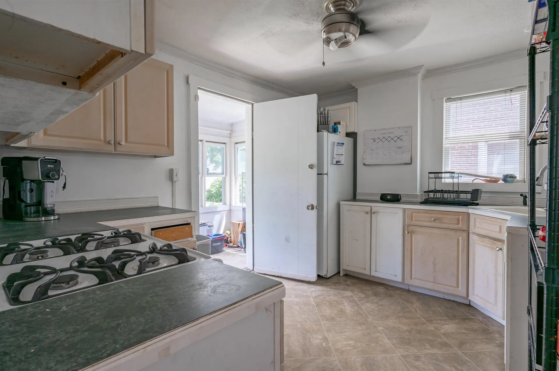 17 Grand Avenue Nashua NH 03060