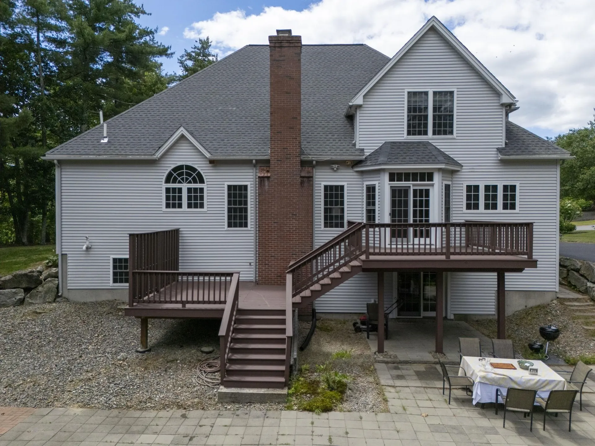 84 Searles Road Windham NH 03087