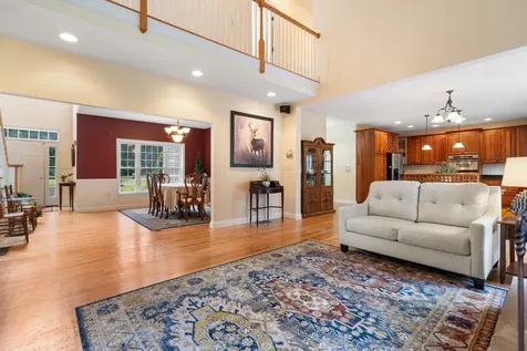 84 Searles Road Windham NH 03087
