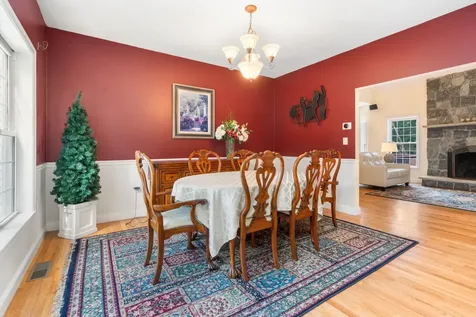 84 Searles Road Windham NH 03087