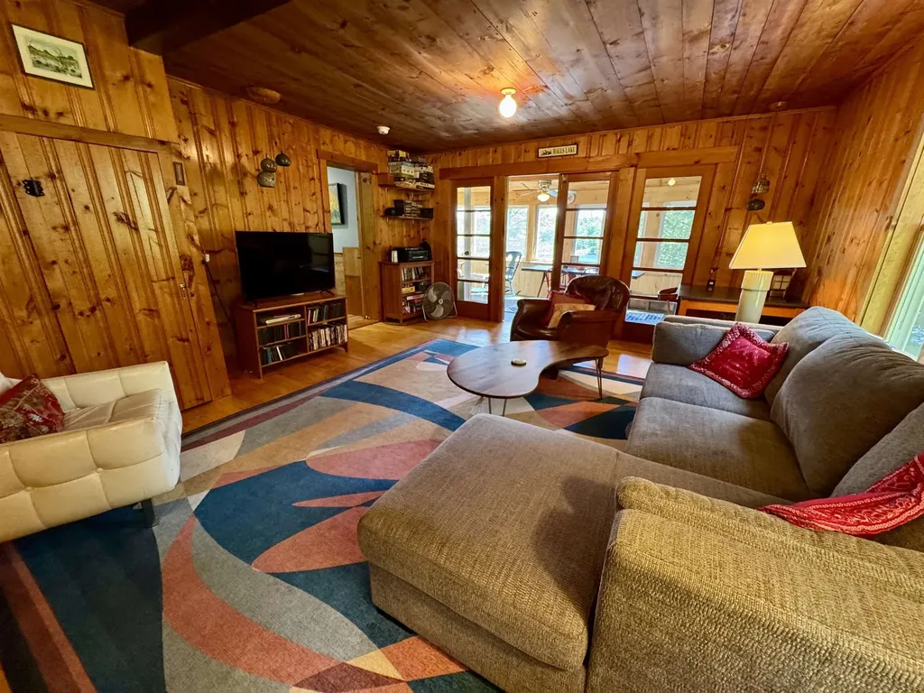 1269 Halls Lake Road Newbury VT 05051