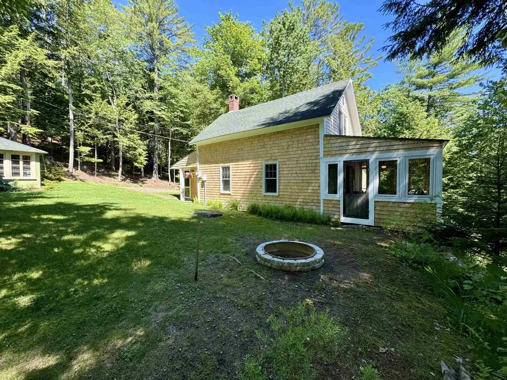 1269 Halls Lake Road Newbury VT 05051