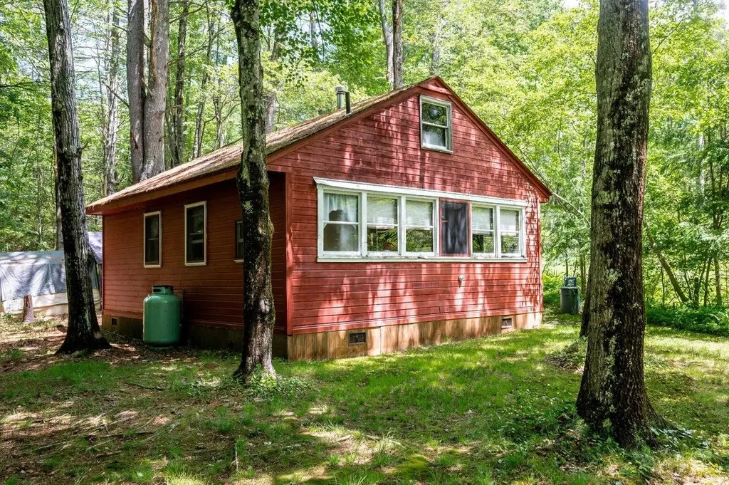 365 Jenness Pond Road Northwood NH 03261
