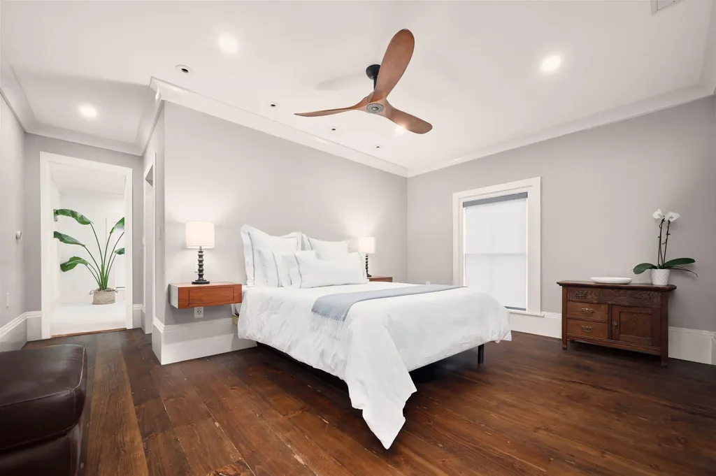 137 Kendall Pond Road Windham NH 03087
