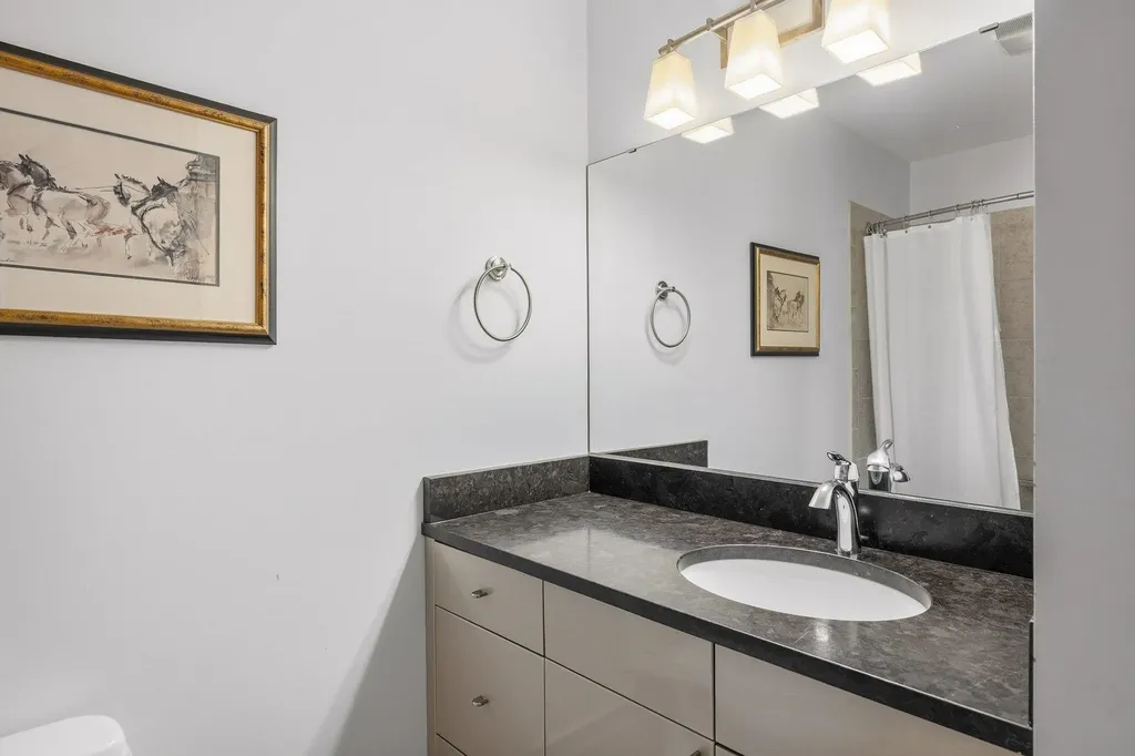 51 Islington Street Portsmouth NH 03801