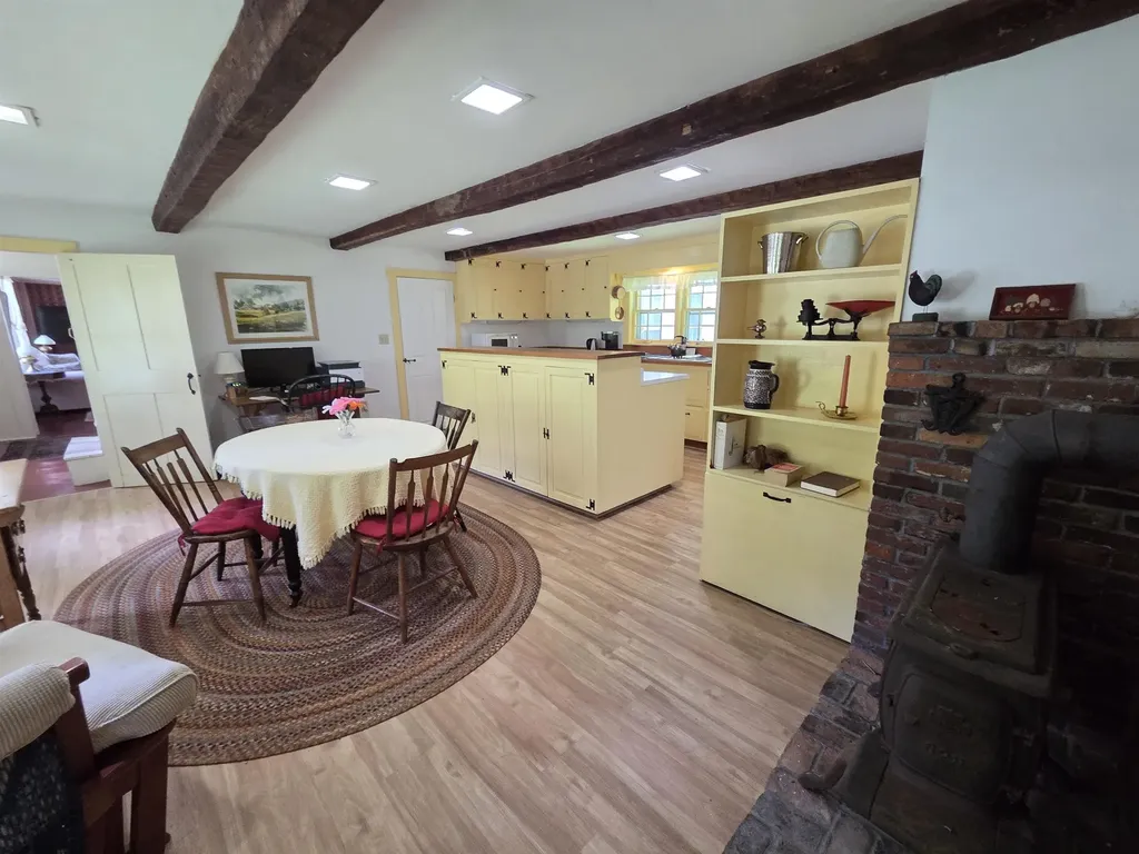372 Canaan Street Canaan NH 03741