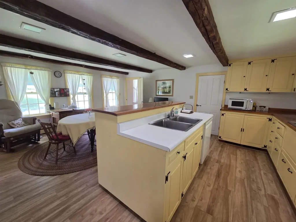 372 Canaan Street Canaan NH 03741