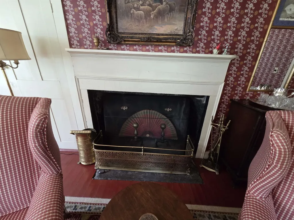 372 Canaan Street Canaan NH 03741