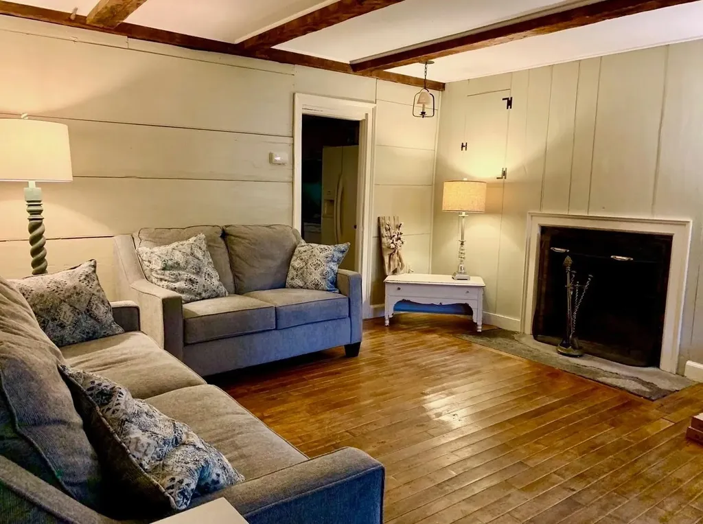 372 Canaan Street Canaan NH 03741