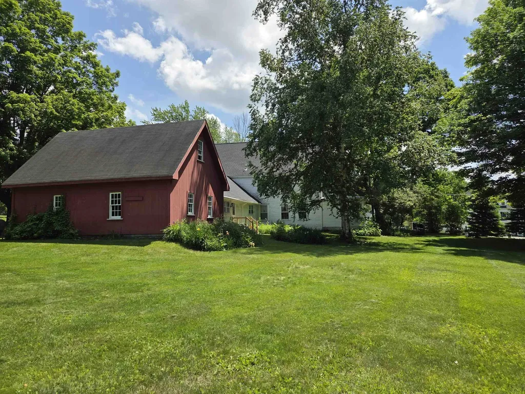 372 Canaan Street Canaan NH 03741