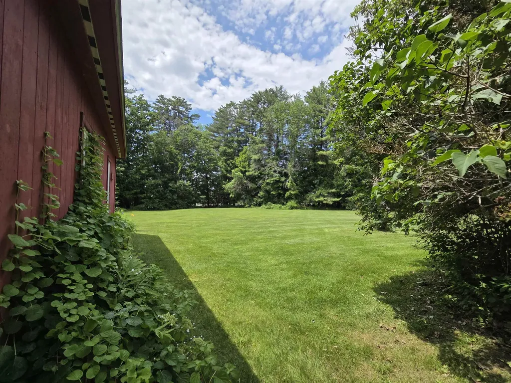 372 Canaan Street Canaan NH 03741