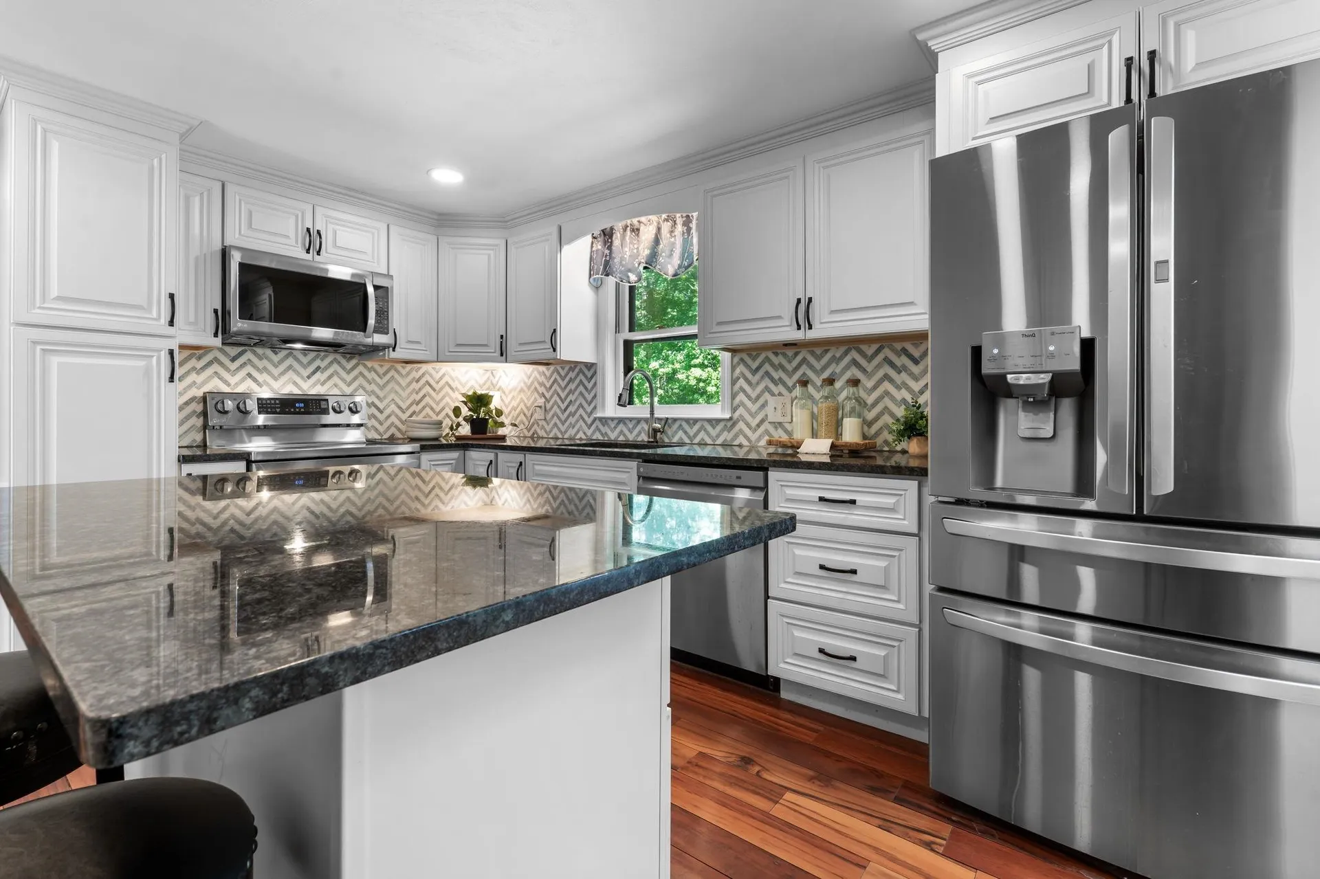 15 Brier Lane Derry NH 03038