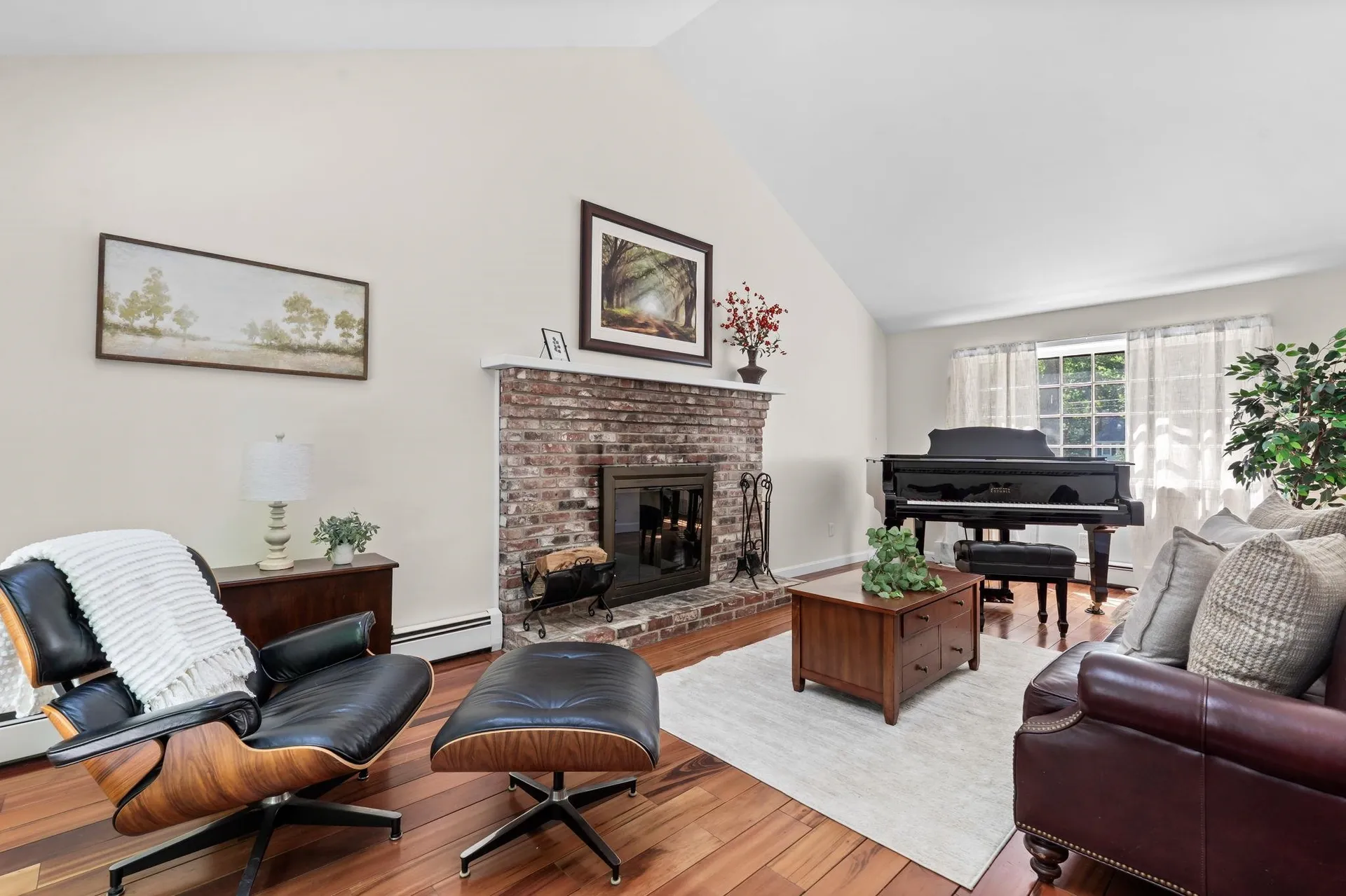 15 Brier Lane Derry NH 03038