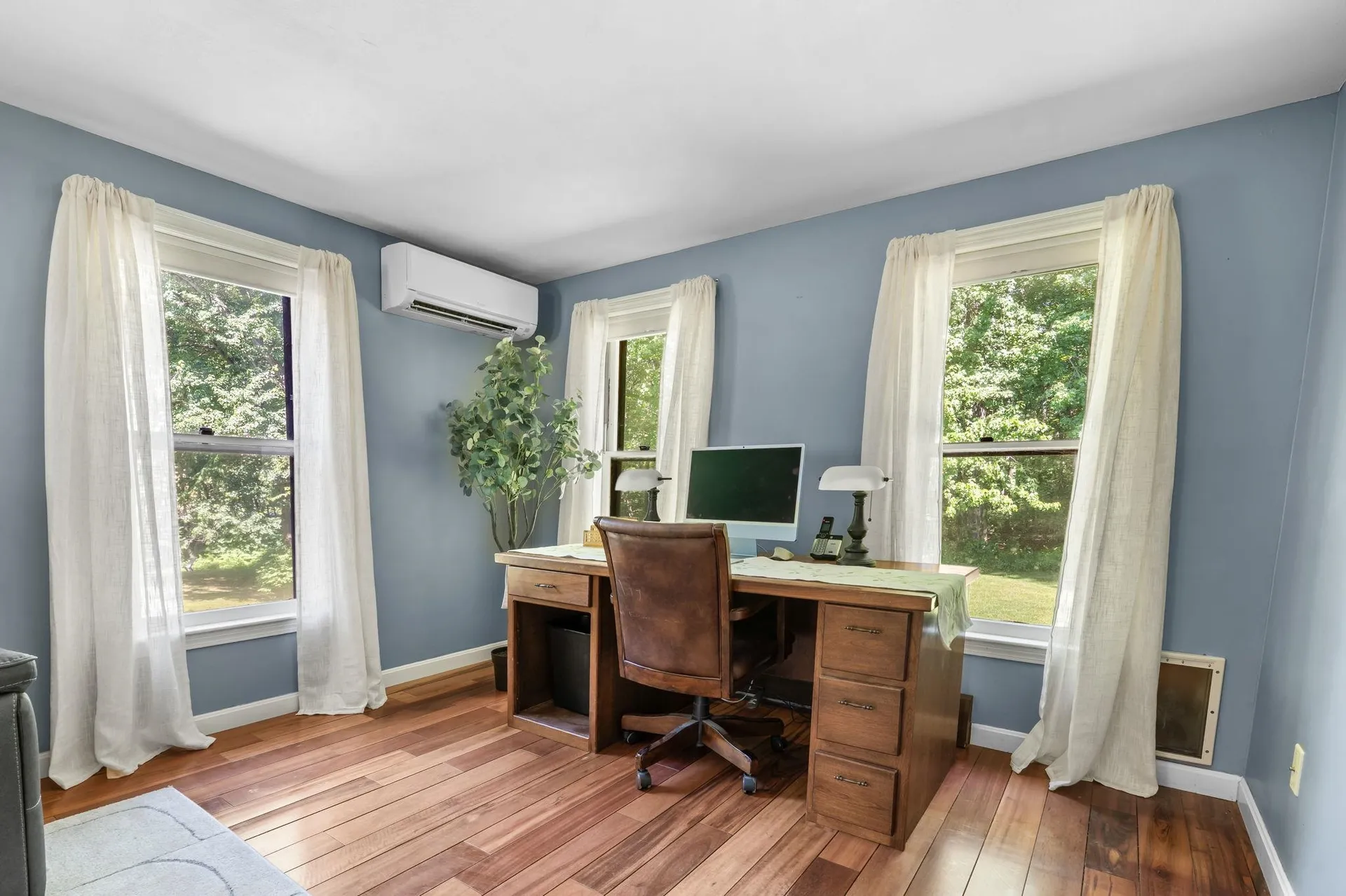15 Brier Lane Derry NH 03038