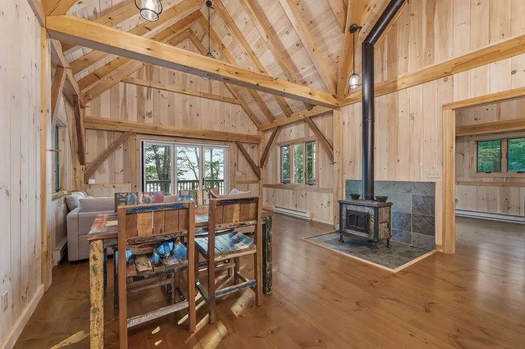 116 Big Barndoor Island Alton NH 03810