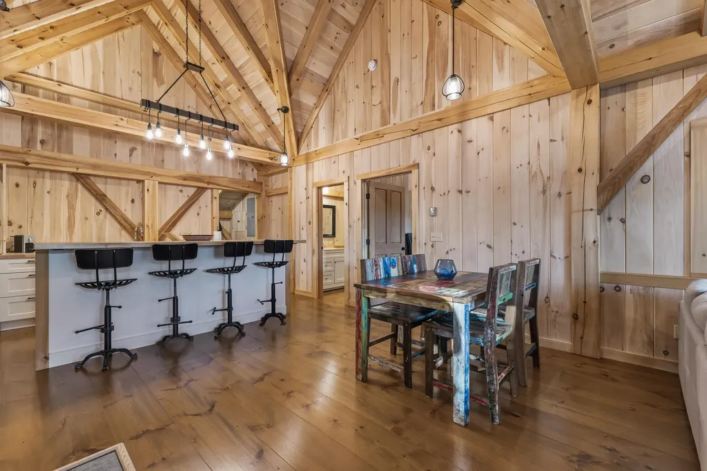 116 Big Barndoor Island Alton NH 03810