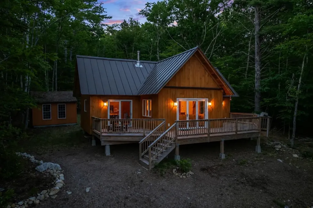 116 Big Barndoor Island Alton NH 03810