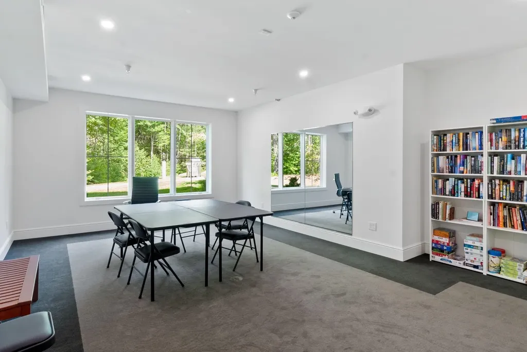 24 Willey Creek Road Exeter NH 03833
