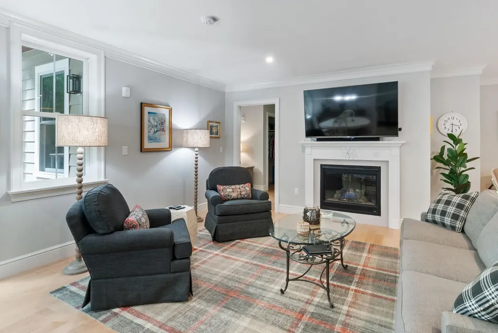 24 Willey Creek Road Exeter NH 03833