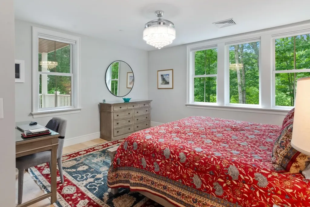24 Willey Creek Road Exeter NH 03833