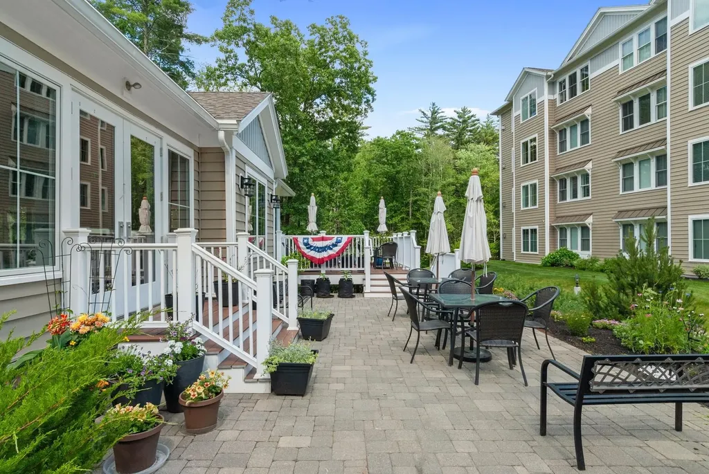 24 Willey Creek Road Exeter NH 03833