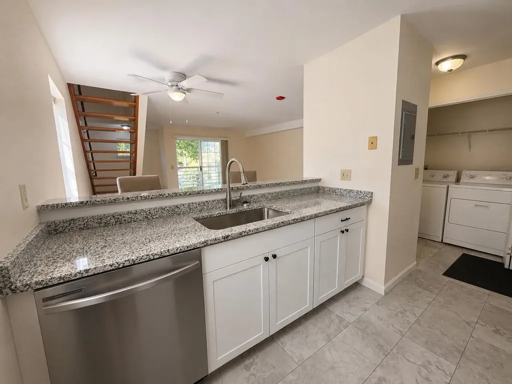 93 Hildred Drive Burlington VT 05401