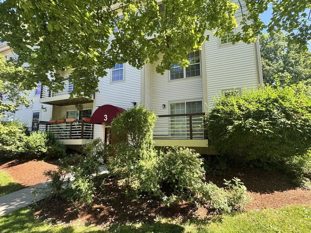 93 Hildred Drive Burlington VT 05401