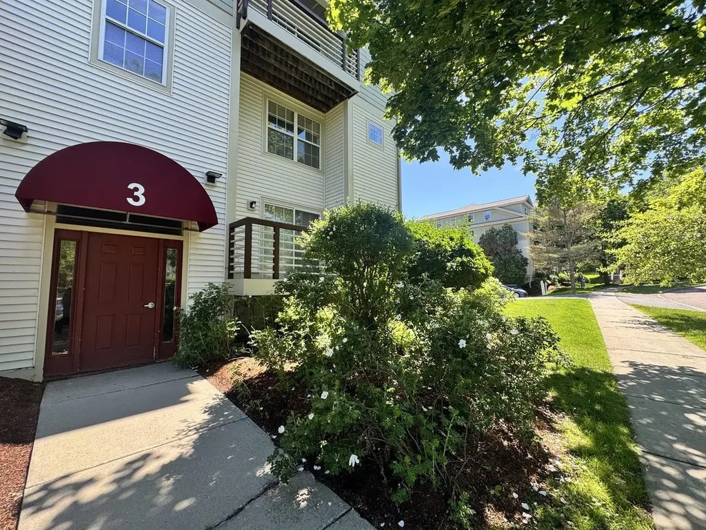 93 Hildred Drive Burlington VT 05401