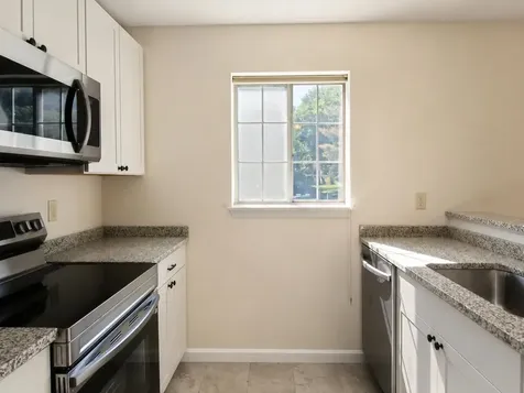 93 Hildred Drive Burlington VT 05401