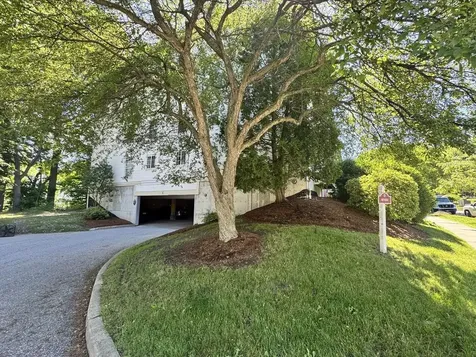 93 Hildred Drive Burlington VT 05401