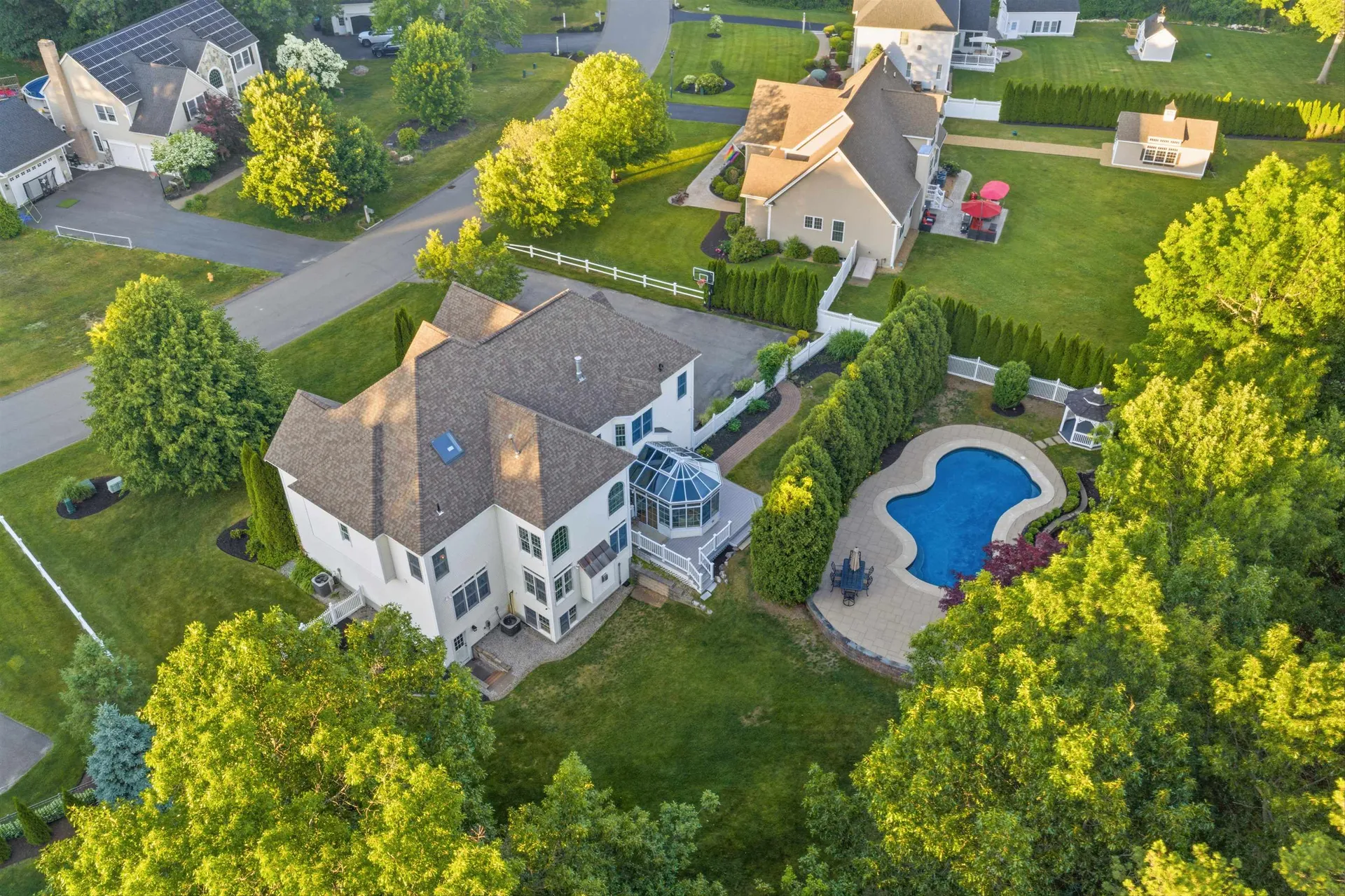 25 Ticklefancy Lane Salem NH 03079