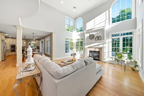 25 Ticklefancy Lane Salem NH 03079
