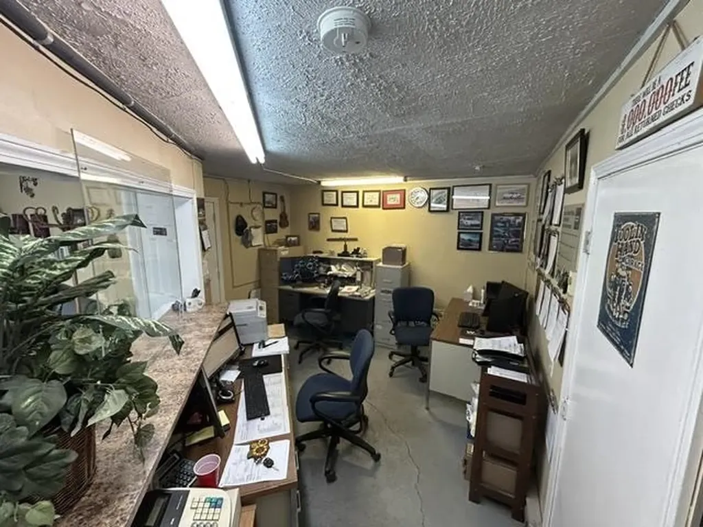 219 Main Street Sandown NH 03873