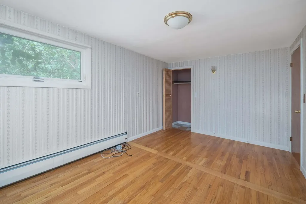 9 Busdick Drive Kittery ME 03904