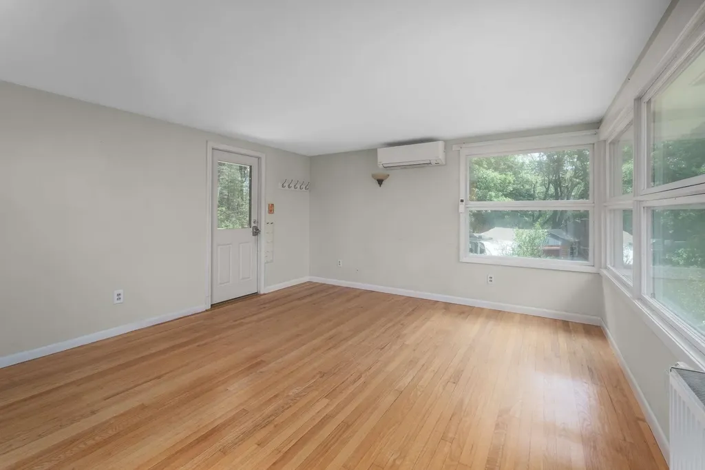 9 Busdick Drive Kittery ME 03904