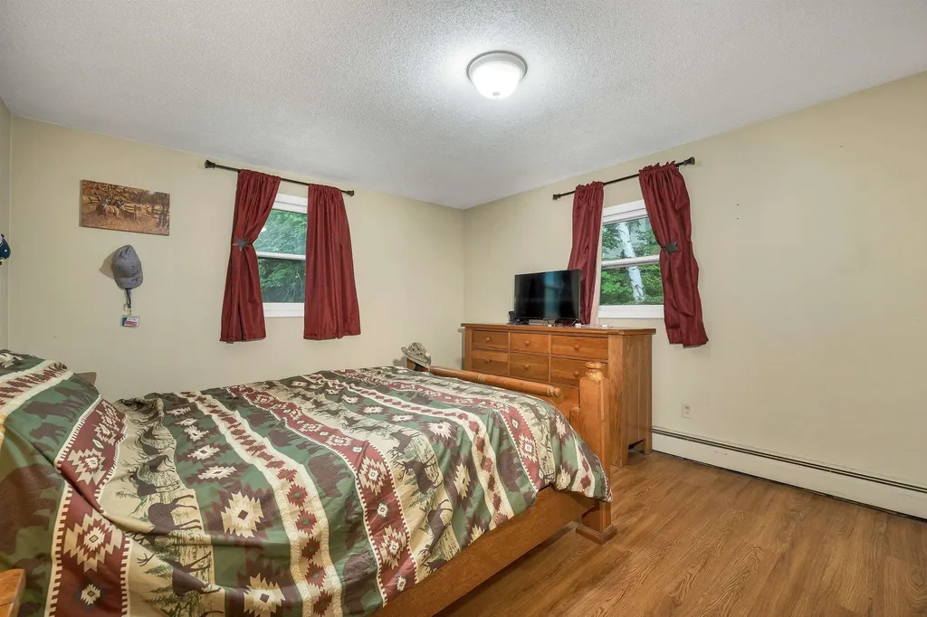83 Hurricane Road Belmont NH 03220