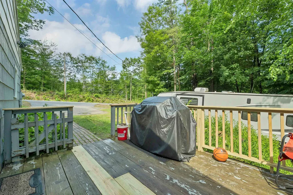 83 Hurricane Road Belmont NH 03220
