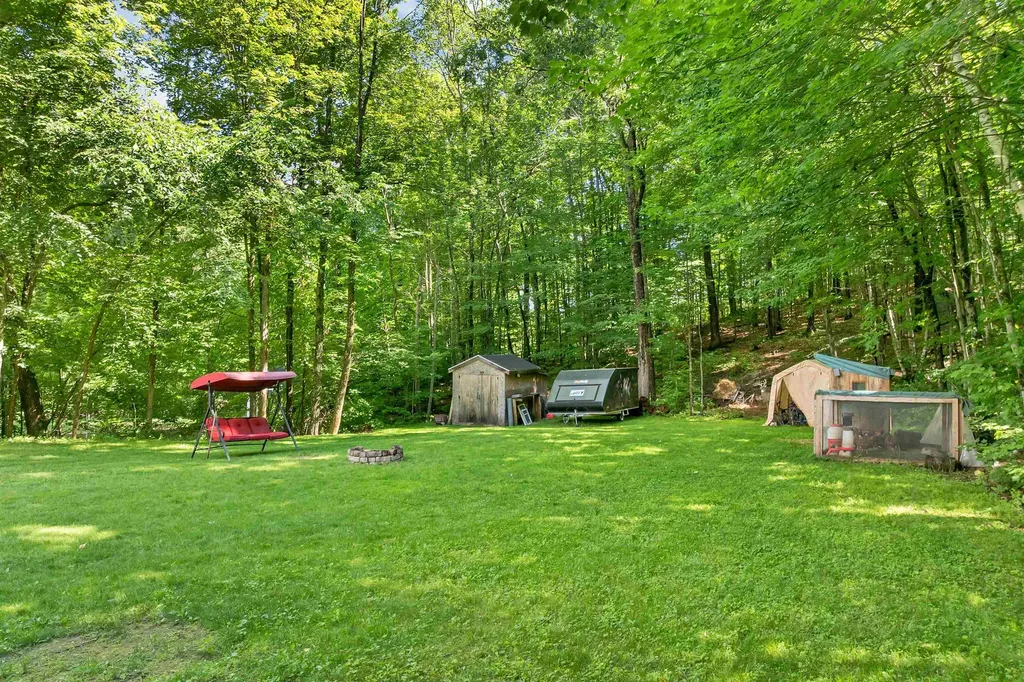 83 Hurricane Road Belmont NH 03220
