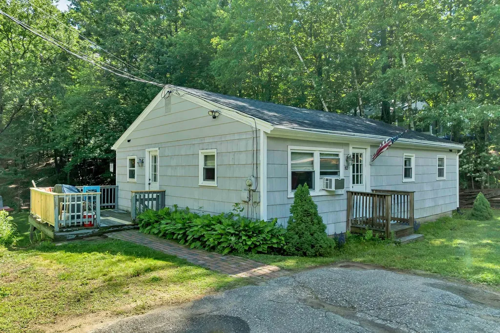 83 Hurricane Road Belmont NH 03220