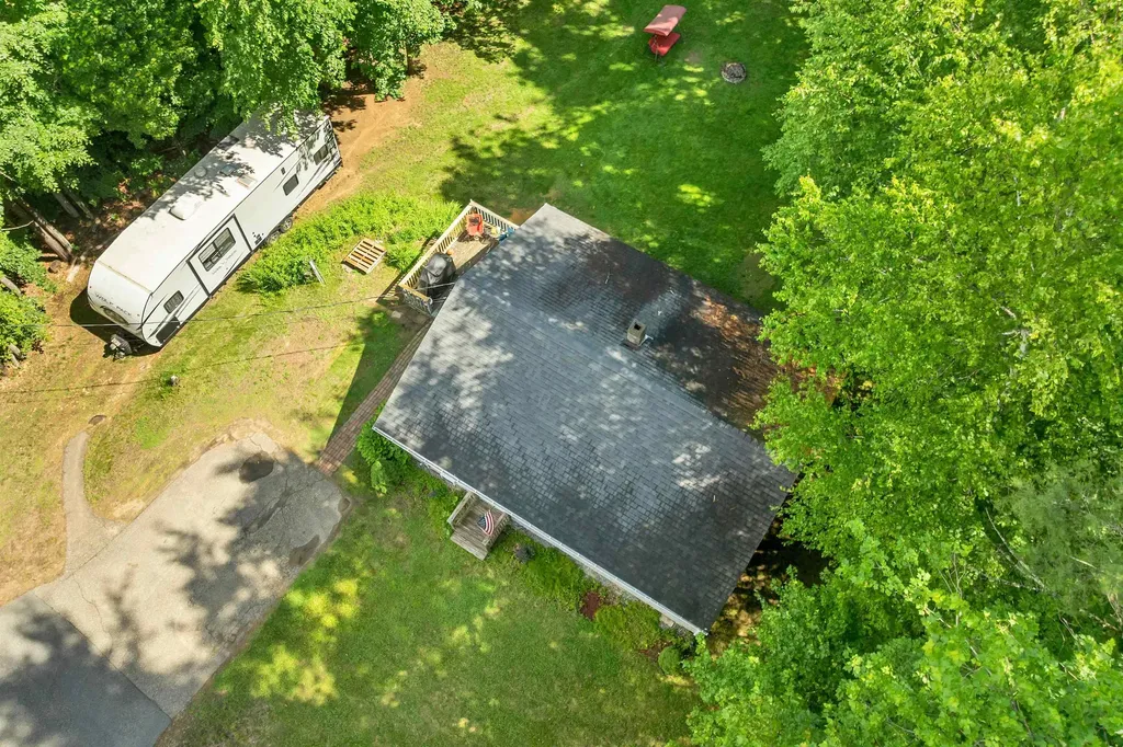 83 Hurricane Road Belmont NH 03220