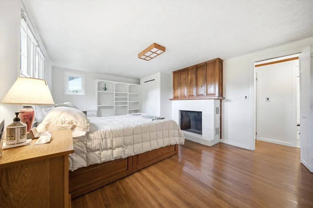 221 School Street Tilton NH 03276