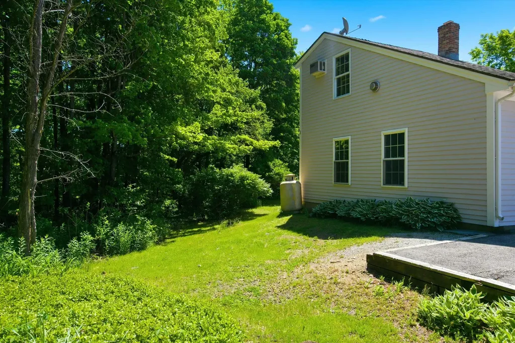 221 School Street Tilton NH 03276