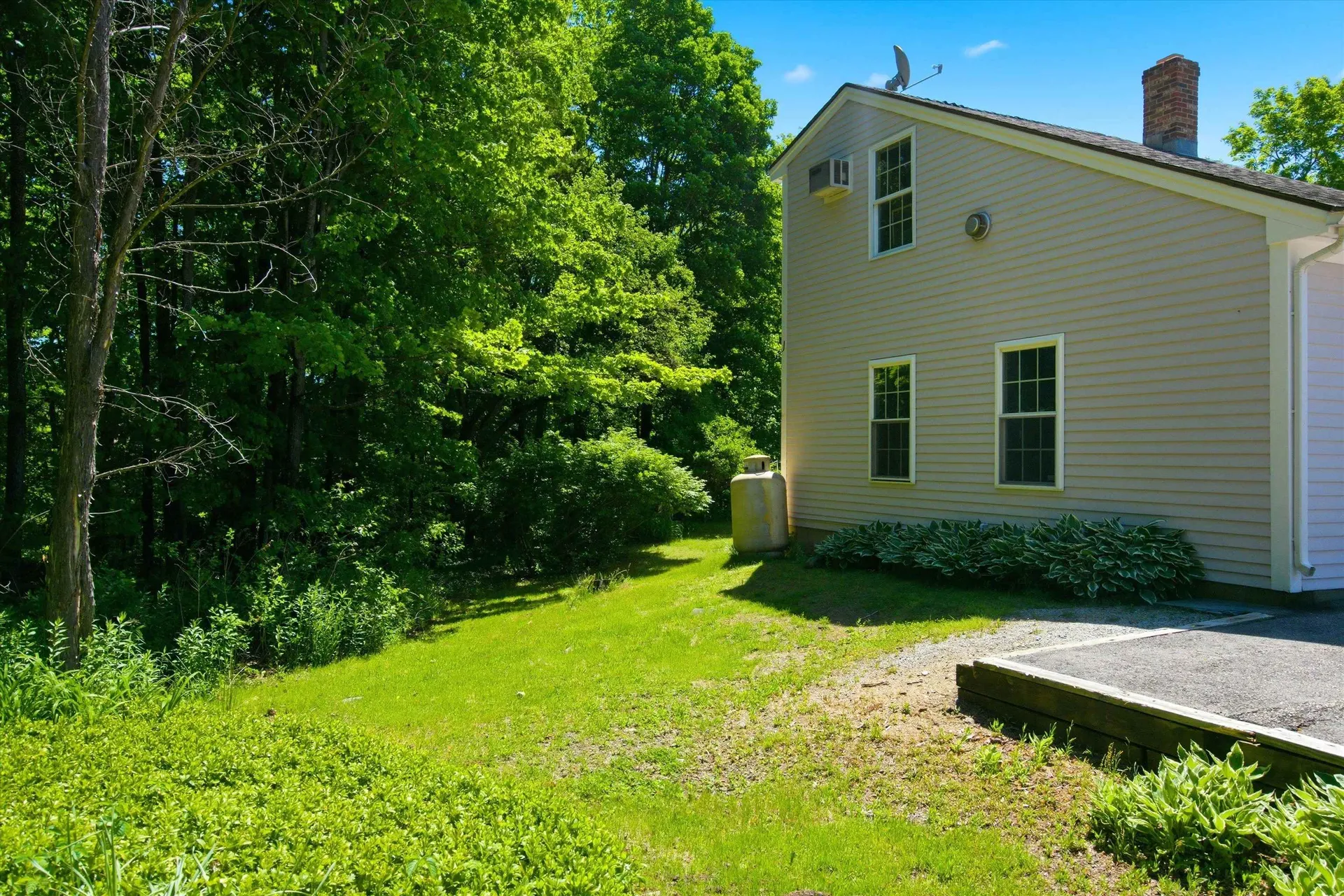 221 School Street Tilton NH 03276